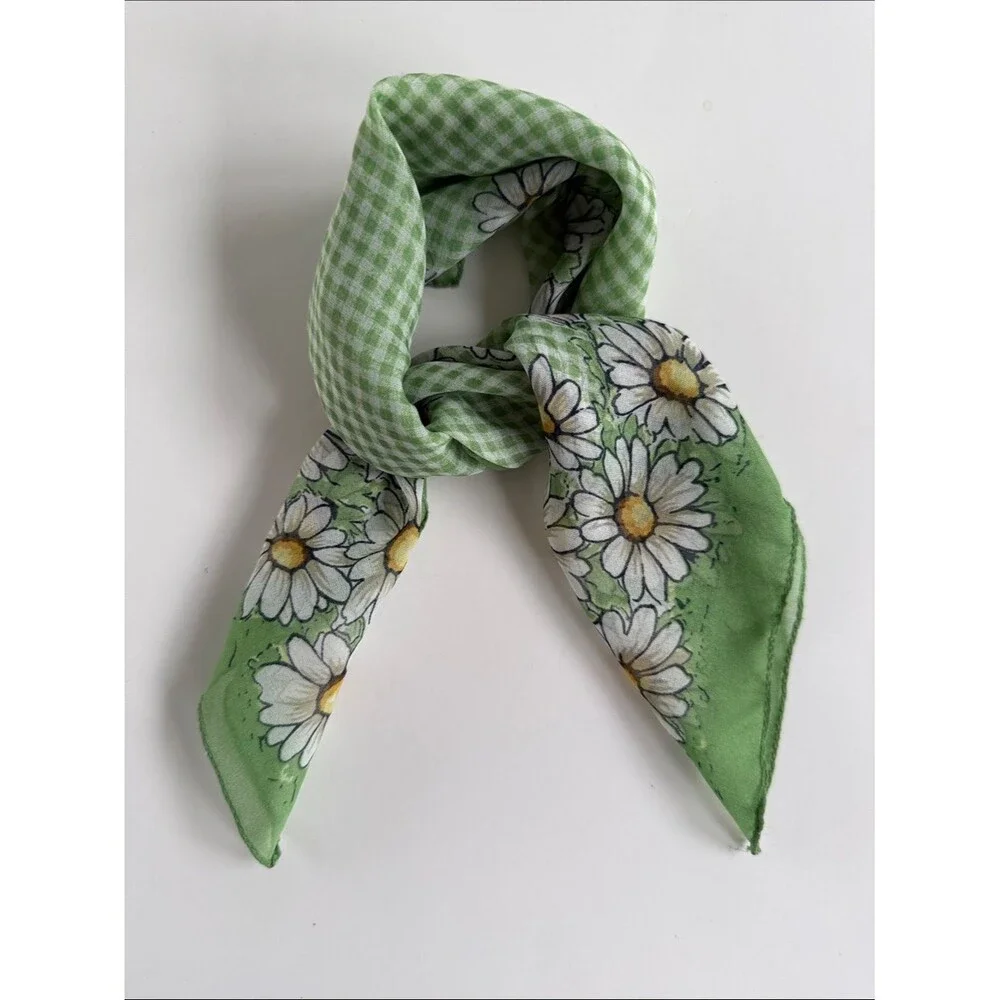 SMALL SQUARE DAISY GINGHAM SHEER SCARF GREEN YELLOW WHITE BANDANA  17